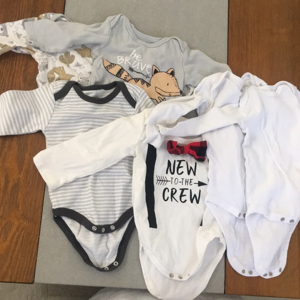 Bundle of 6 long sleeve baby onesies